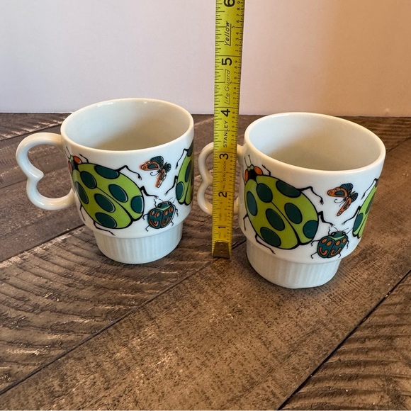 Vintage 1970s Stackable Mug Cups Green Ladybug Japan MCM Kitchen Set Of 2 - Picture 4 of 7